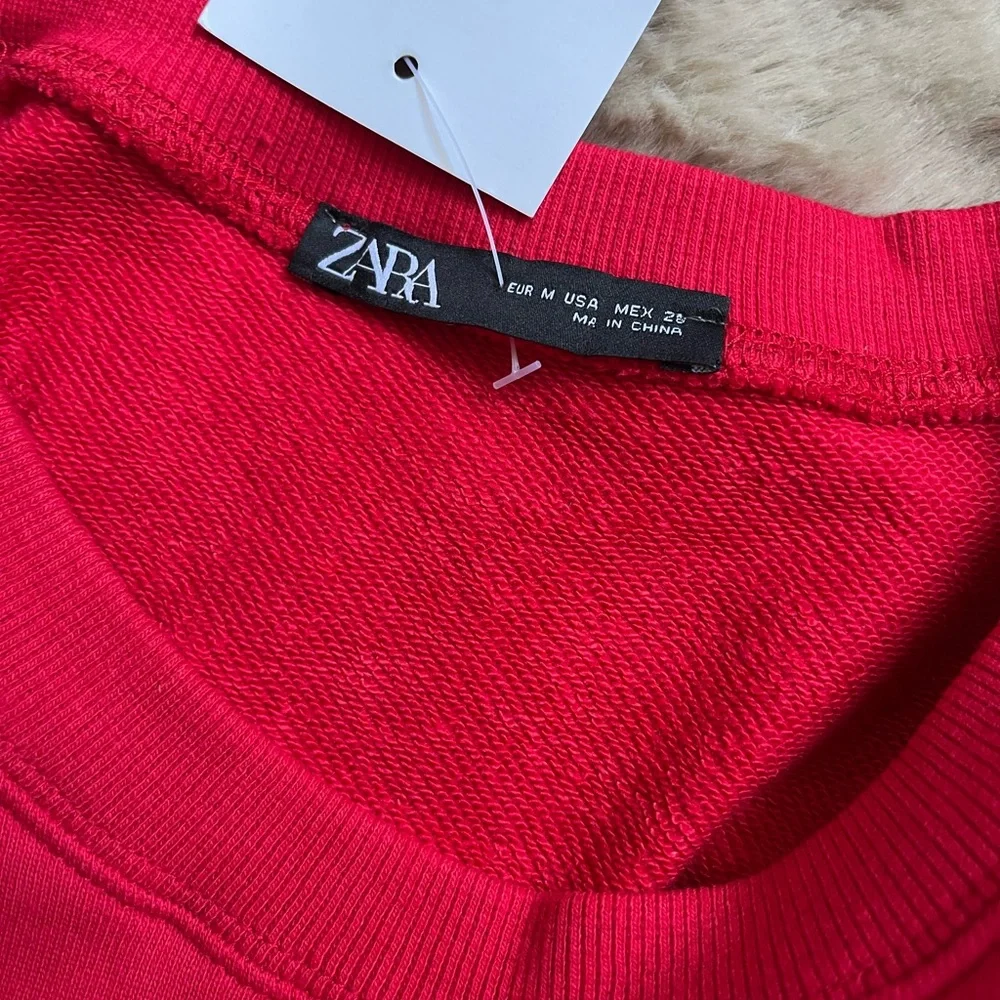 ｛Zara X Tom&Jerry｝ Crewneck Red Size M Pullover Oversize - Picture 5 of 8